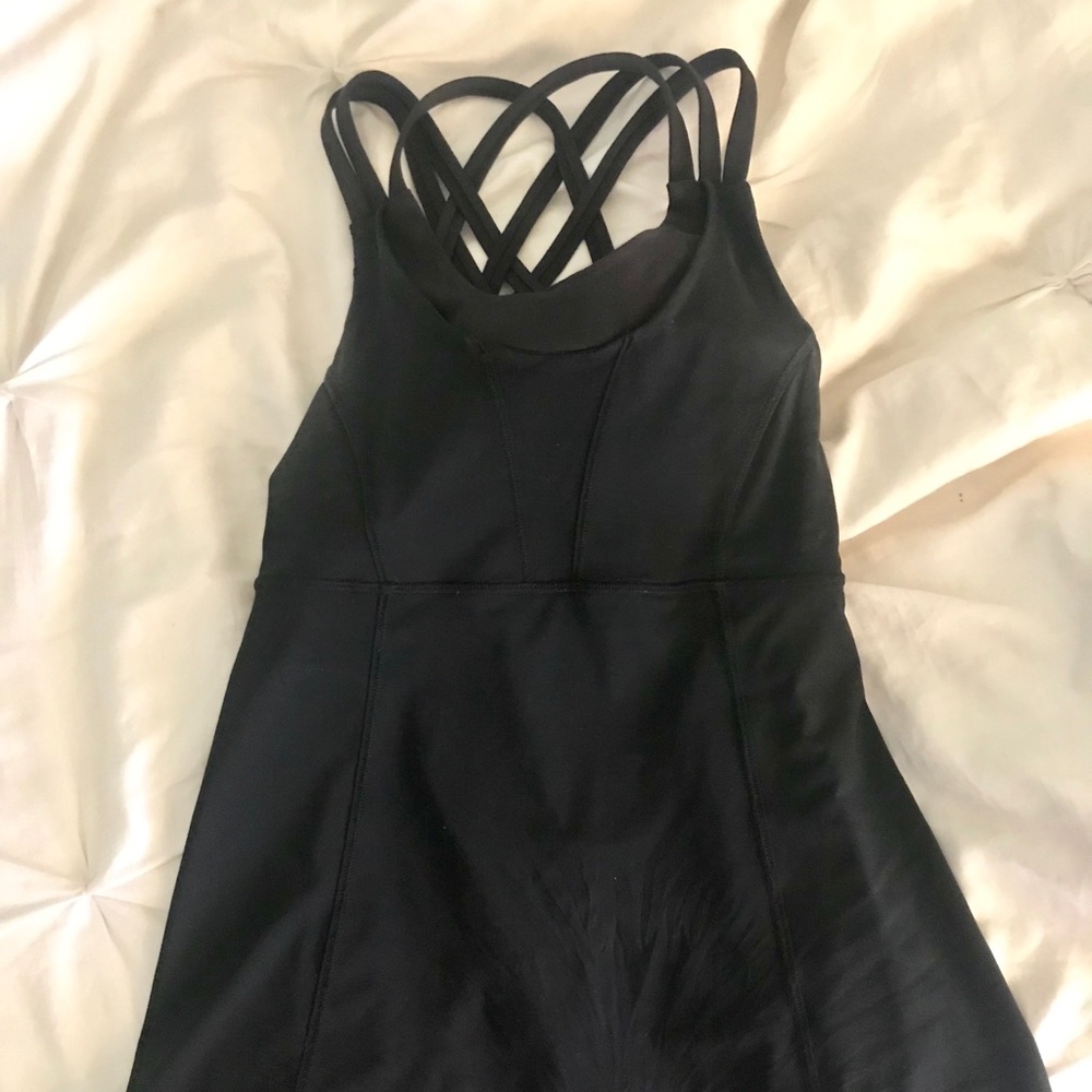 Lululemon free to be tank
